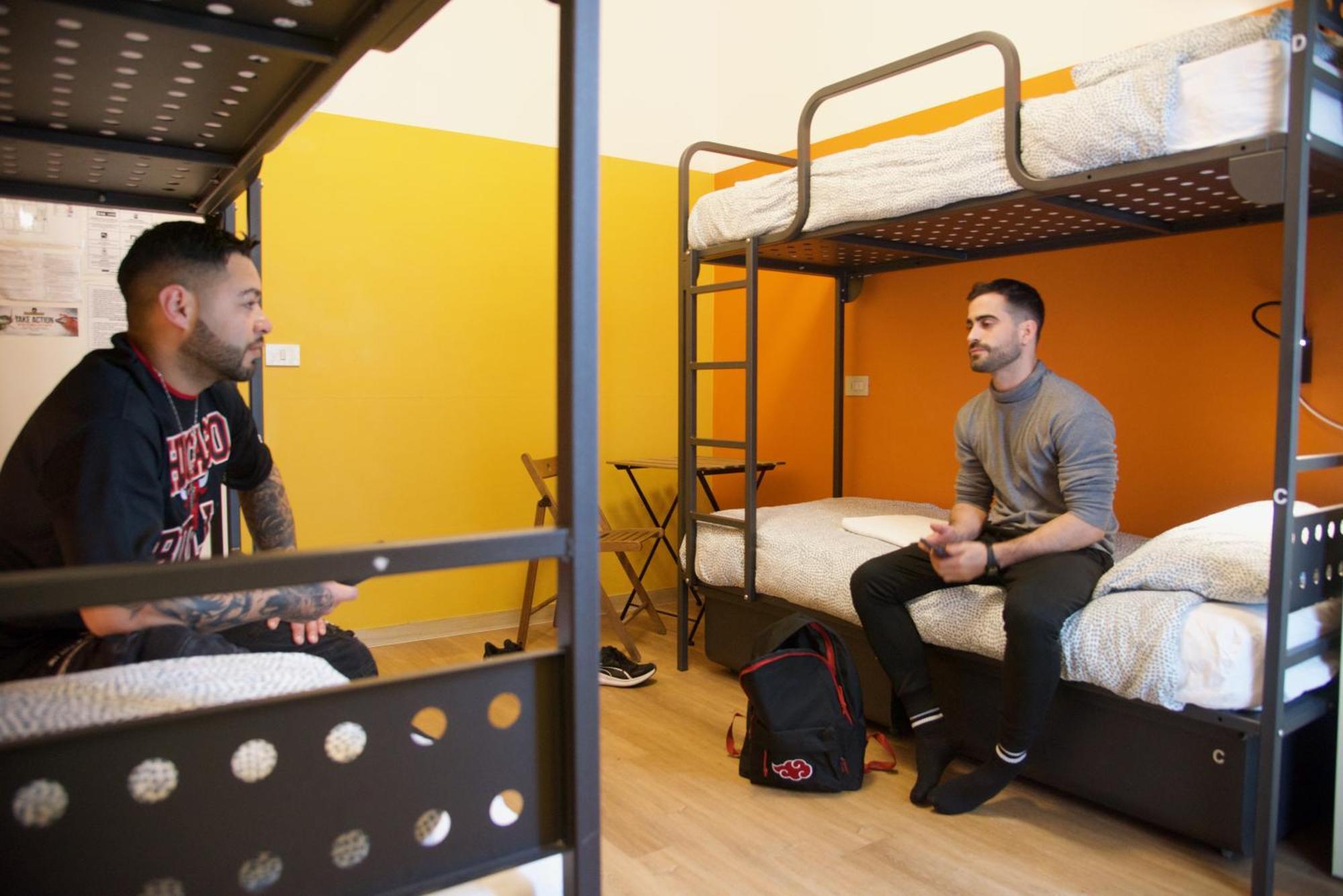 Sunflower Beach Backpacker Hostel & Bar Rimini Exterior foto