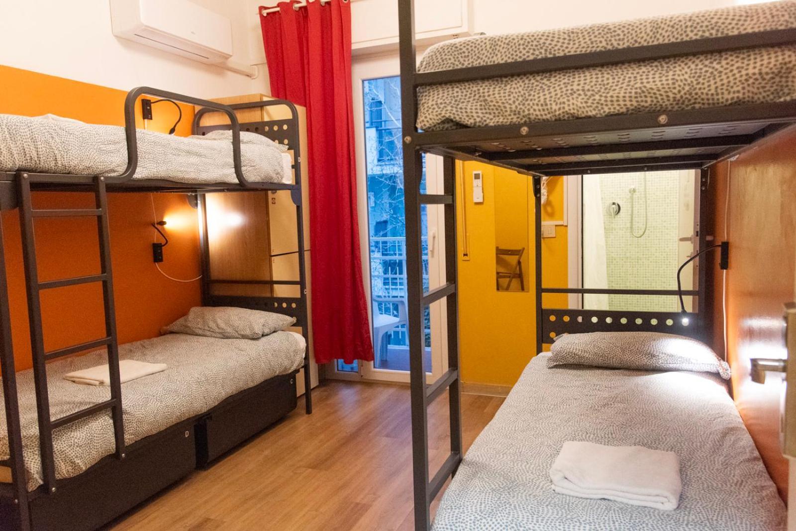 Sunflower Beach Backpacker Hostel & Bar Rimini Exterior foto