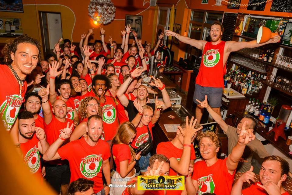Sunflower Beach Backpacker Hostel & Bar Rimini Exterior foto